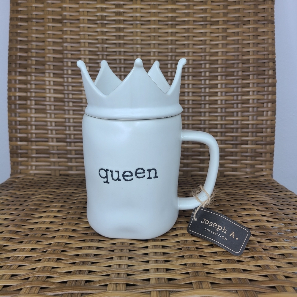 Joseph A Collection Queen Mug & Lid 21 fl. oz. White Black Lettering